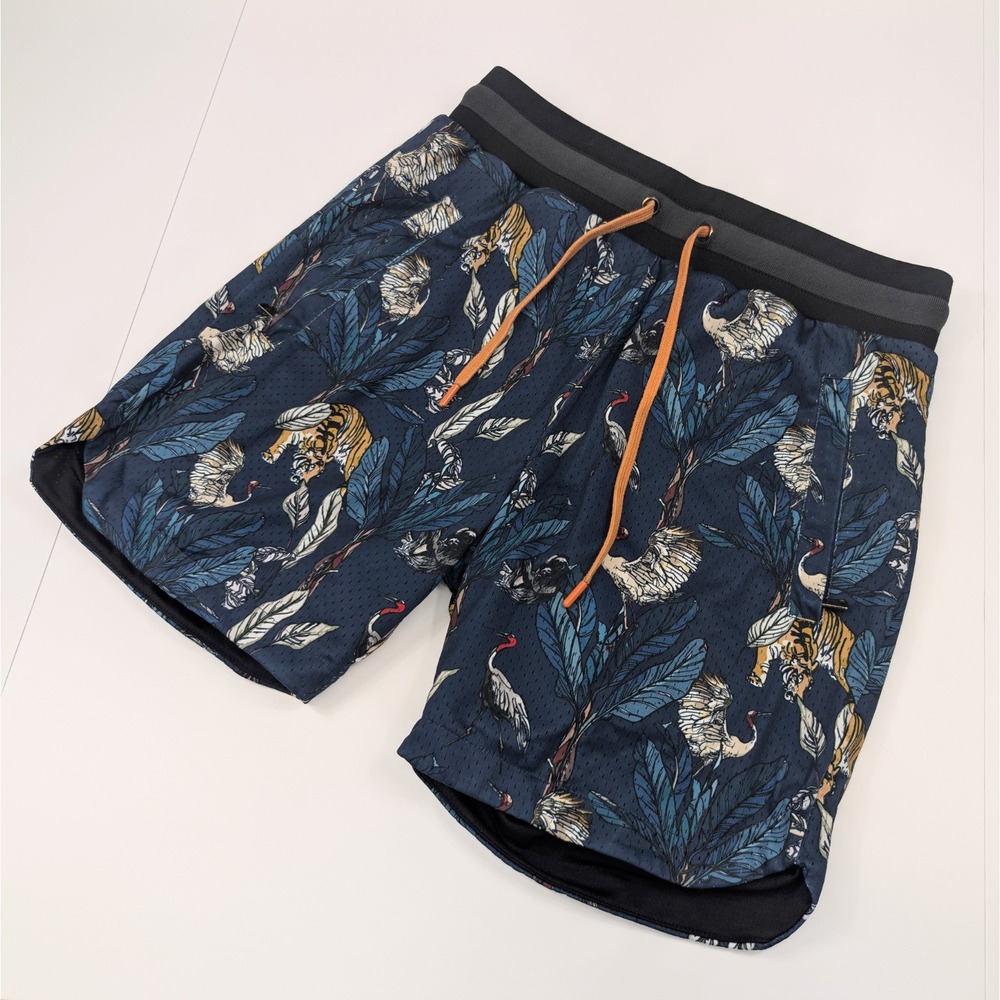 Maison Article Shorts Mens Medium 5.5 Inseam Blue Floral Animal Print Streetwear